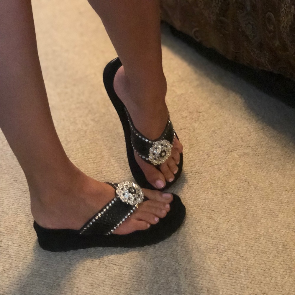 Handmade Concho Rhinestone Flip Flops